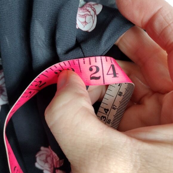 Wallflower sheer cardigan  - Picture 6 of 7